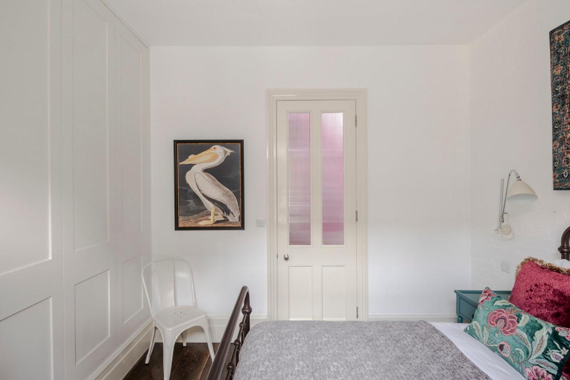 A Starry Starry Night - Borough - By Frankie Says Ferienhaus *