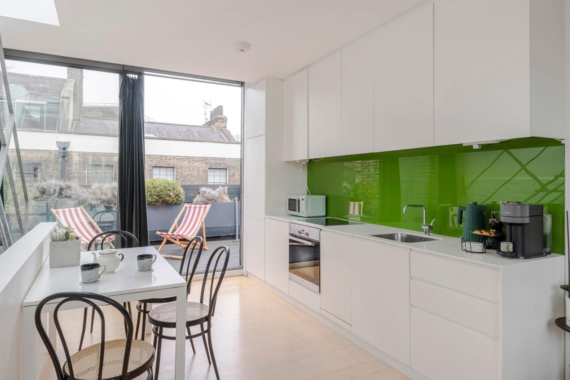A Starry Starry Night - Borough - By Frankie Says Ferienhaus London